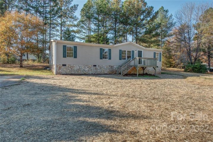 912 Grace Drive sold home in Summerrow Estates, Stanley, NC