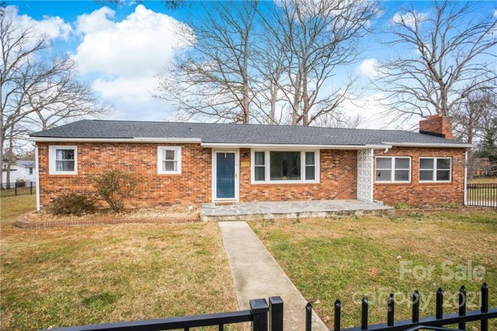 343 Oakview Park Road sold home in Oakview Park, Asheville, NC