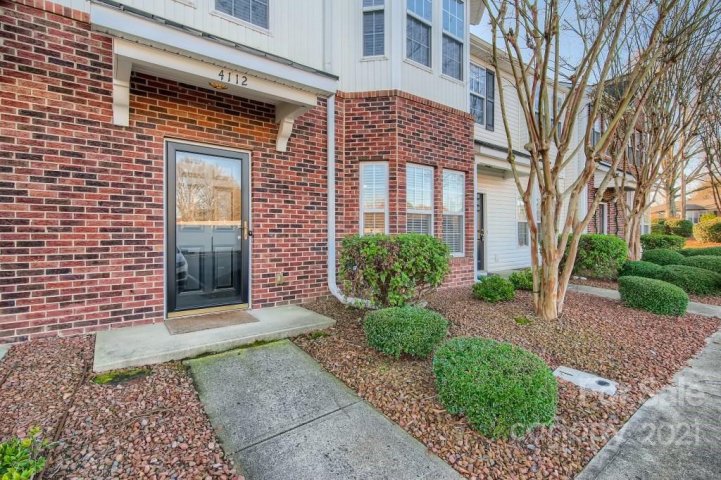 4112 Nw Kenton Glenn Court sold home in Kenton Glenn, Concord, NC
