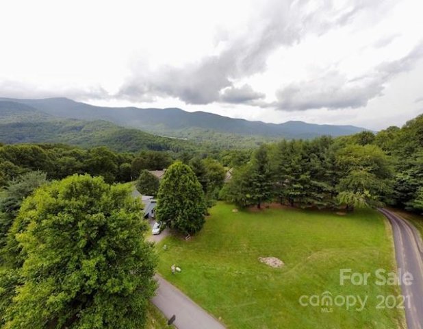 Lot 18 Sams Trail sold home in Balsam Meadows, Waynesville, NC