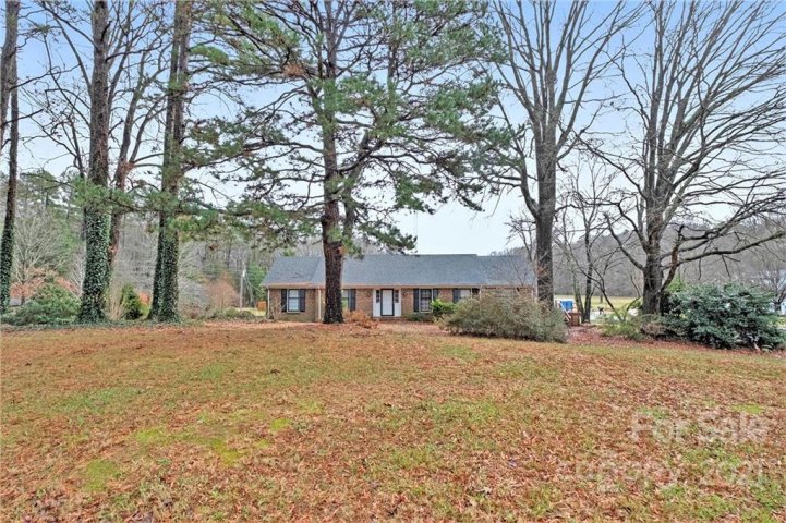 14200 Creekside Drive sold home in Springwater, Matthews, NC
