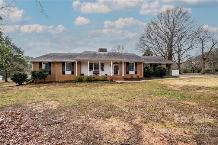 123 Forest Hills Drive sold home in Forest Hills, Monroe, NC