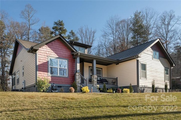 137 Olivet Lane sold home in South Creek Cottages, Fletcher, NC