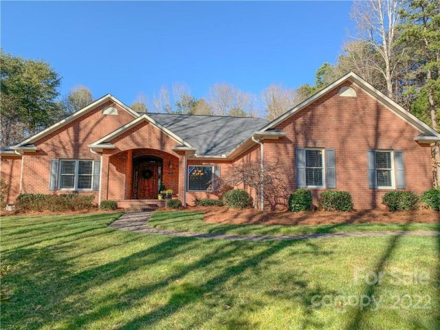 216 Saint Johns Drive sold home in St Johns Woods, Salisbury, NC