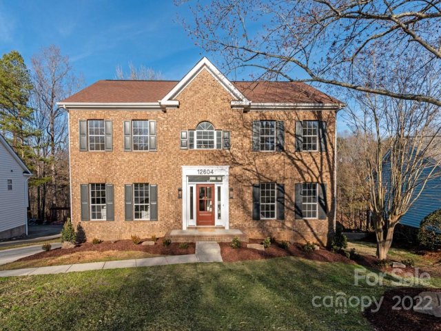 12604 Woodside Falls Road sold home in Woodside Falls, Pineville, NC