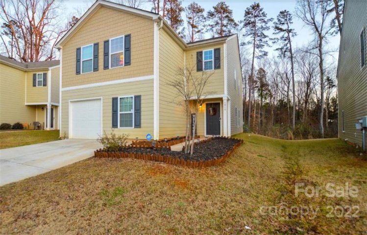 6806 Broad Valley Court sold home in Trinity at Northlake, Charlotte, NC