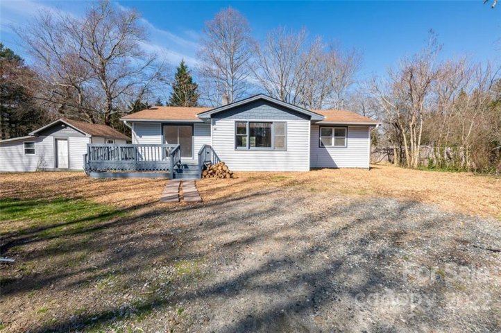 50 Alley Street sold home in Barker Heights, Hendersonville, NC