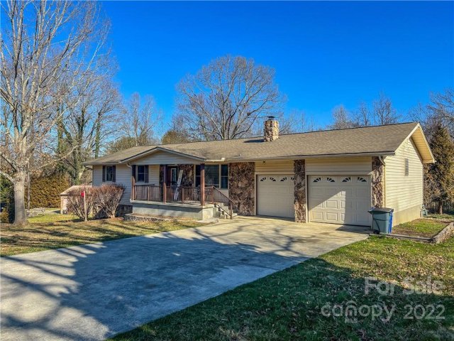 460 Beach Drive sold home in Lakeview Estates, Hendersonville, NC
