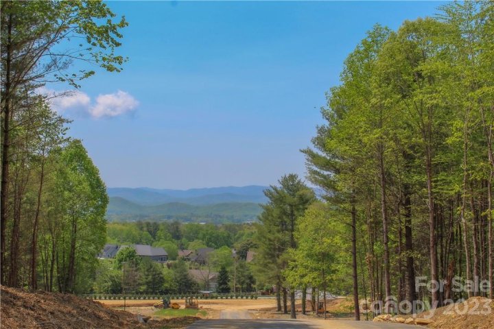 000 Northview Drive 23 sold home in Northview, Hendersonville, NC