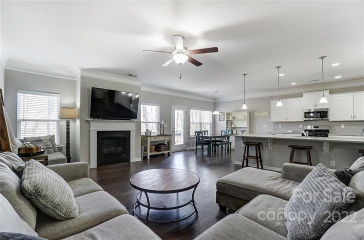 157 Sierra Chase Drive sold home in Autumn Brook, Statesville, NC
