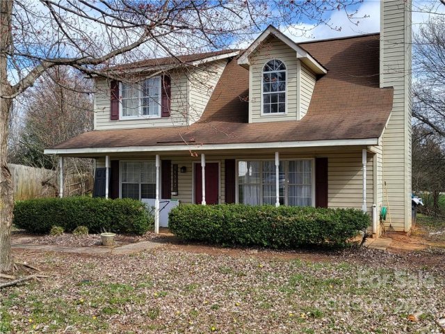 16502 Glenfurness Drive sold home in Norman Shores, Huntersville, NC