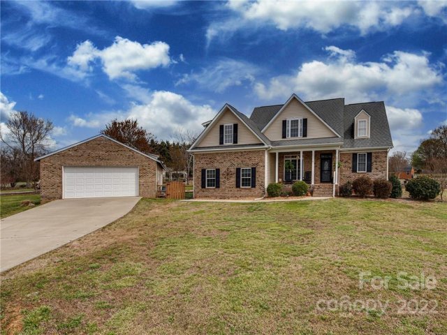 2921 Sweetgrass Lane sold home in Hidden Meadows, Monroe, NC