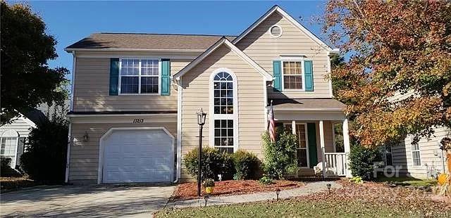 13213 Lampmeade Lane sold home in Chelsea Commons Yorkshire, Charlotte, NC