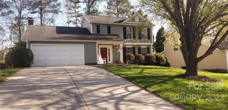 14601 Sapphire Lane sold home in Woodside Falls, Pineville, NC