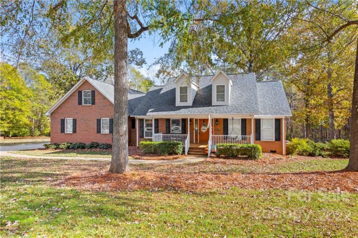 1364 Cole Avenue sold home in Eastview Oaks, Rock Hill, SC