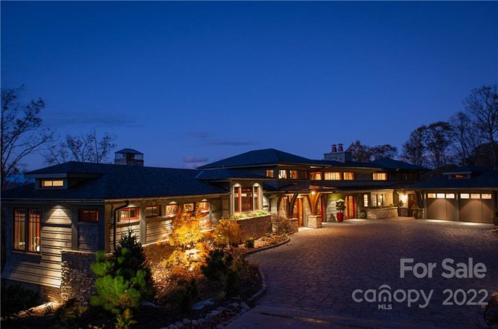 180 Skycliff Drive sold home in Wildcat Cliffs, Asheville, NC