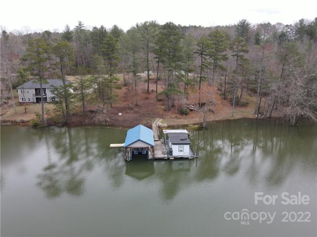 2015 Castle Vista Court 5&6a sold home in Lake Vistas, Connelly Springs, NC