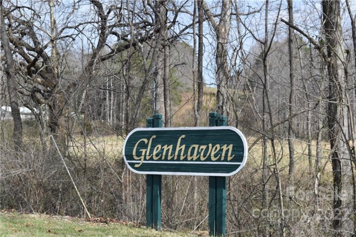 000 Old Highway 221 Highway sold home in Glenhaven, Marion, NC