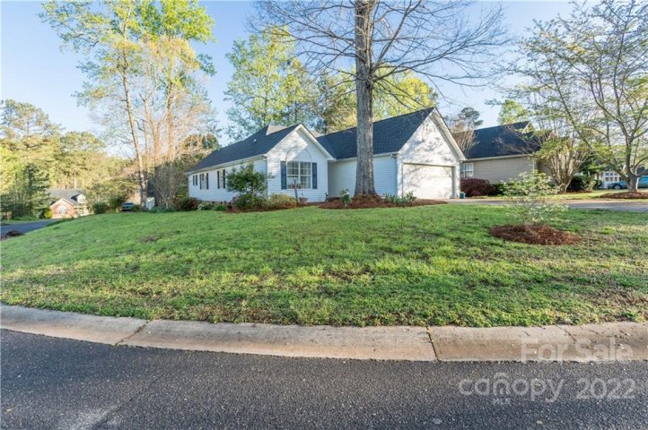 1003 White Water Circle sold home in Pebble Creek, Belmont, NC