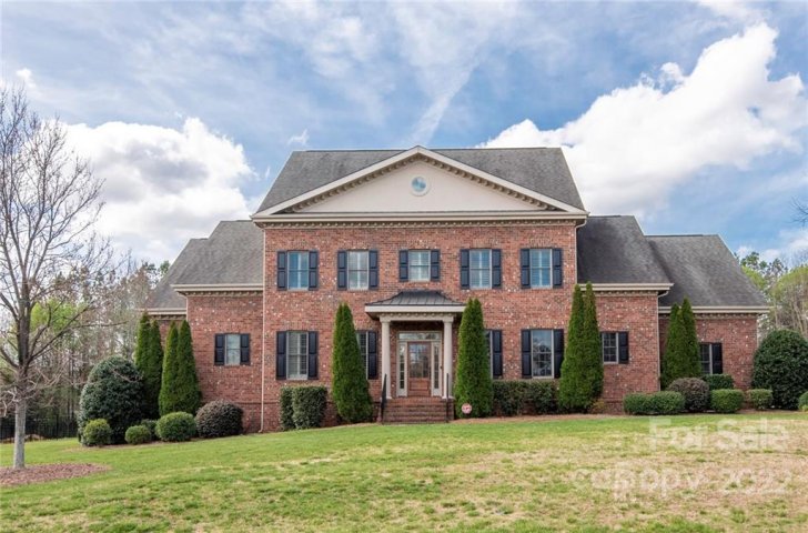 6002 Quintessa Drive sold home in Quintessa, Wesley Chapel, NC