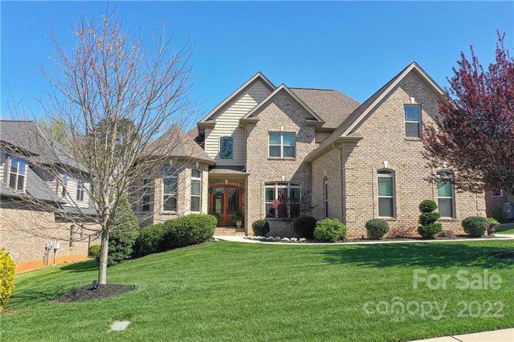 2448 Shiny Leaf Drive sold home in Fairfield Forest, Denver, NC