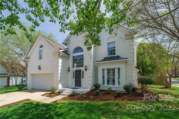 6929 Weirton Place sold home in Olde Colony, Charlotte, NC
