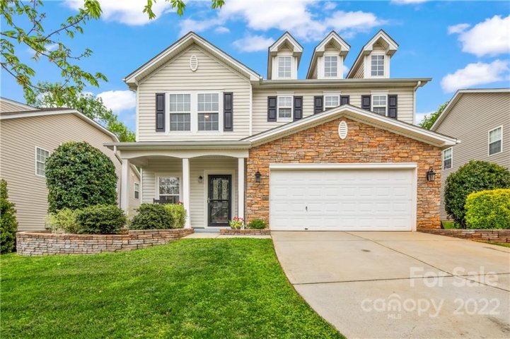 229 Lylic Woods Drive sold home in English Trails, Fort Mill, SC
