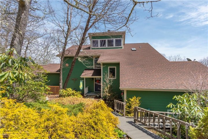 4344 Eagles Nest Road sold home in Eagles Nest Mountain, Waynesville, NC