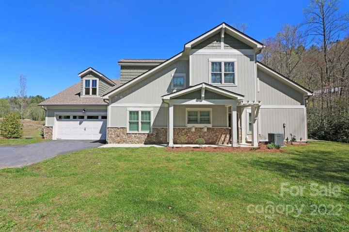 137 Glenlaurel Lane B sold home in GlenLaurel Preserve, Brevard, NC