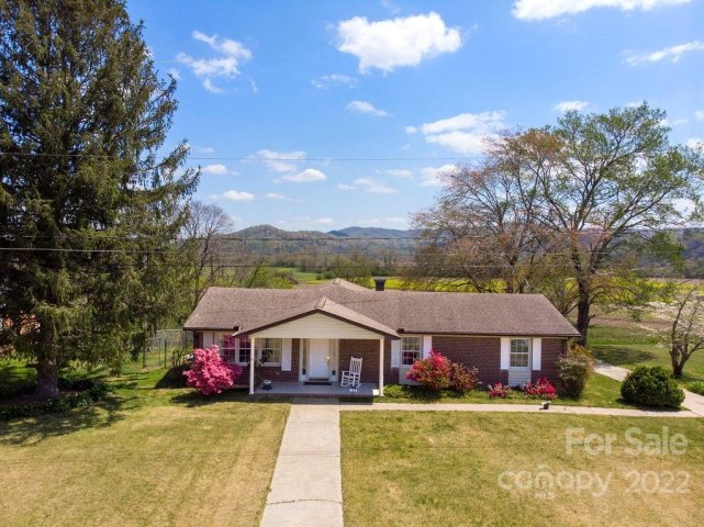 120 Broadview Circle sold home in Broadview Estates, Brevard, NC