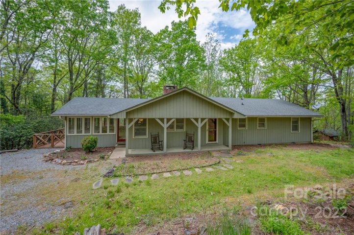 274 Laurel Circle sold home in Persimmon Hill, Columbus, NC