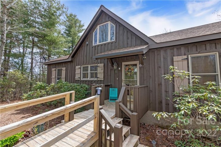 493 Nancy Mountain Road sold home in Eastatoe Gap, Rosman, NC