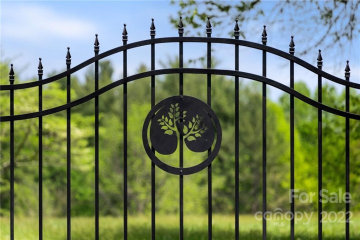 Lot 16 Sapata Trail Trail sold home in Awenasa Hills, Hendersonville, NC