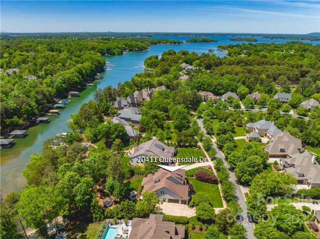 20411 Queensdale Drive sold home in Wrights Emerald Cove, Cornelius, NC