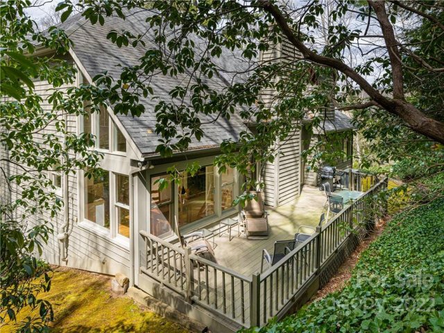 43 Windward Drive sold home in Hunters Ridge, Asheville, NC