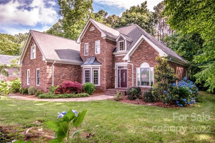 249 Normandy Road sold home in Lake Norman Air Park, Mooresville, NC