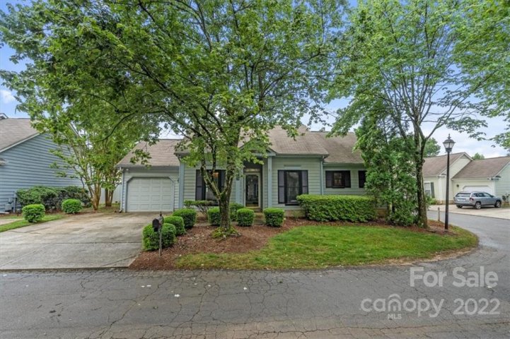 5713 Ebley Lane sold home in Becton Park, Charlotte, NC