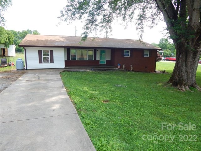 74 Cashdon Drive sold home in Forge Mountain Acres, Mills River, NC
