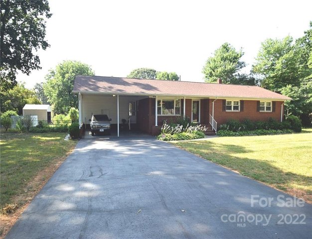 2548 Carroll Street sold home in Briarwood Acres, Monroe, NC