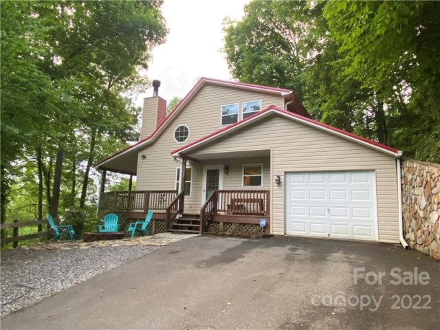 820 Creekside Drive sold home in Horseshoe Cove, Maggie Valley, NC
