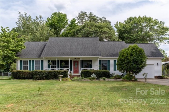 731 Pinehaven Circle sold home in Pine Haven, Clover, SC