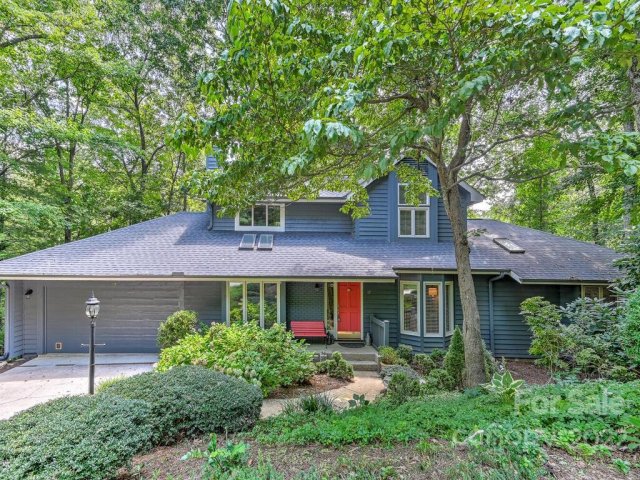 17 Laurel Summit Drive sold home in Hunters Ridge, Asheville, NC