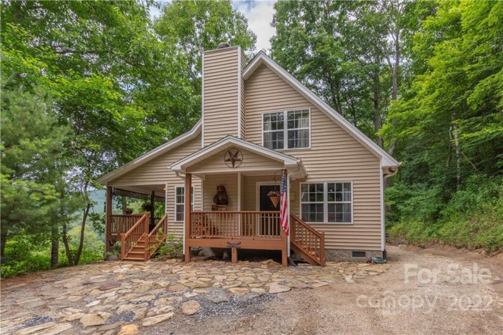 309 Pats Lane sold home in Hidden Valley, Clyde, NC