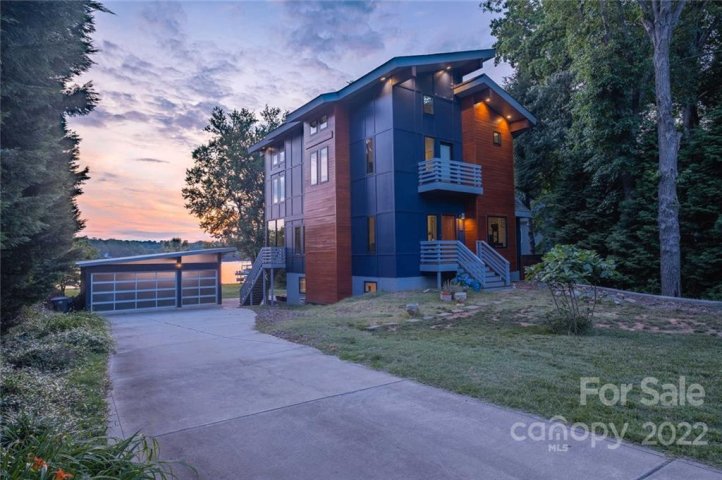 126 Ski Haven Place sold home in Surfside Estates, Mooresville, NC