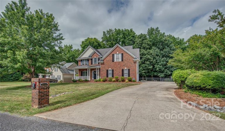 1842 White Cedar Drive sold home in Forest Pointe, Gastonia, NC
