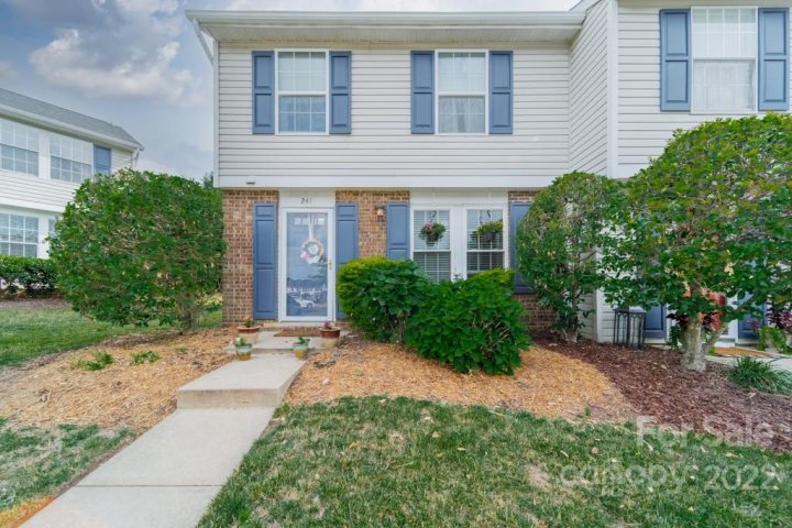 241 Water Oak Drive sold home in Park Lake, Pineville, NC