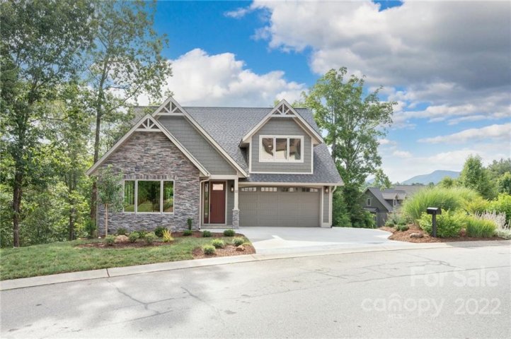 32 Ledgestone Drive sold home in Ledgestone, Fairview, NC
