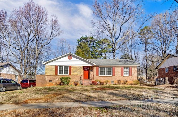 2816 Wedgefield Drive sold home in Ponderosa, Charlotte, NC
