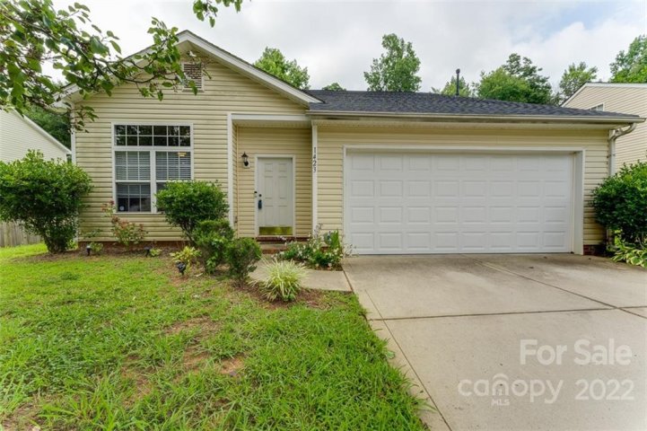 1423 Quail Street sold home in Moores Chapel, Charlotte, NC
