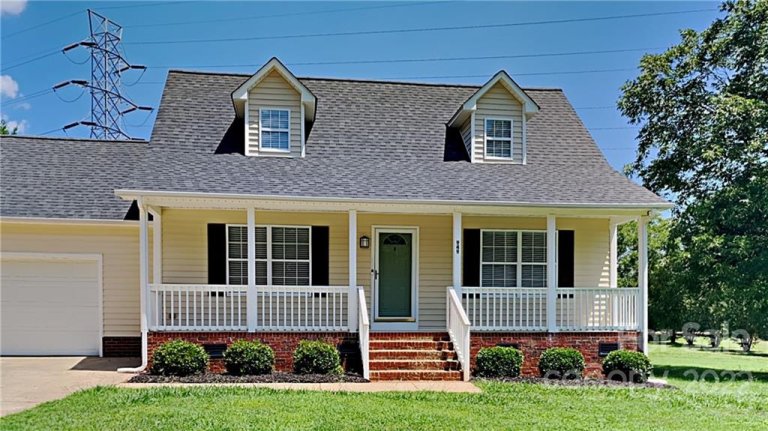 949 Woodland Drive sold home in Oak Springs, Shelby, NC